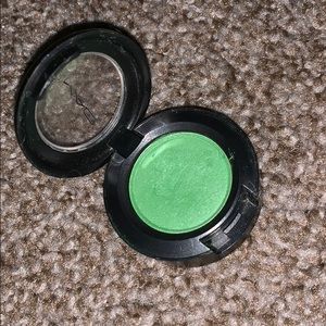 MAC Eyeshadow Wondergrass